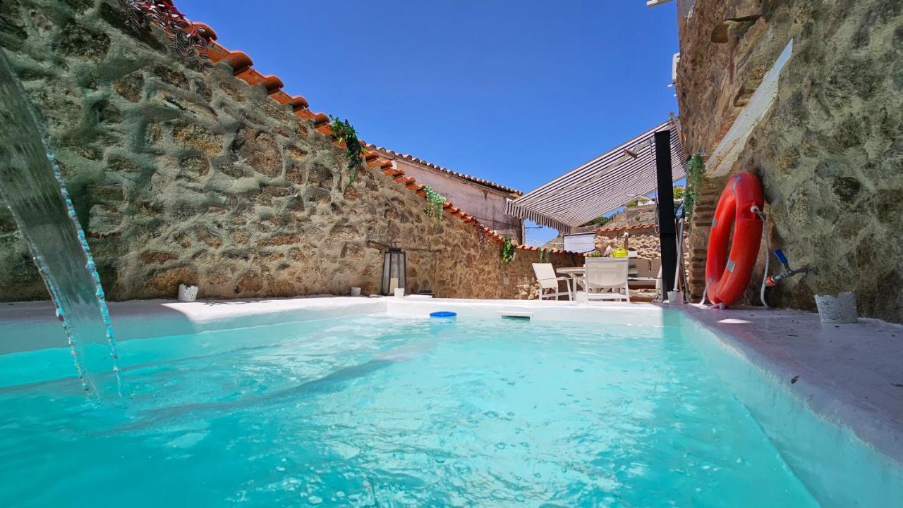 El Eden Con Piscina Y Jacuzzi Montanchez