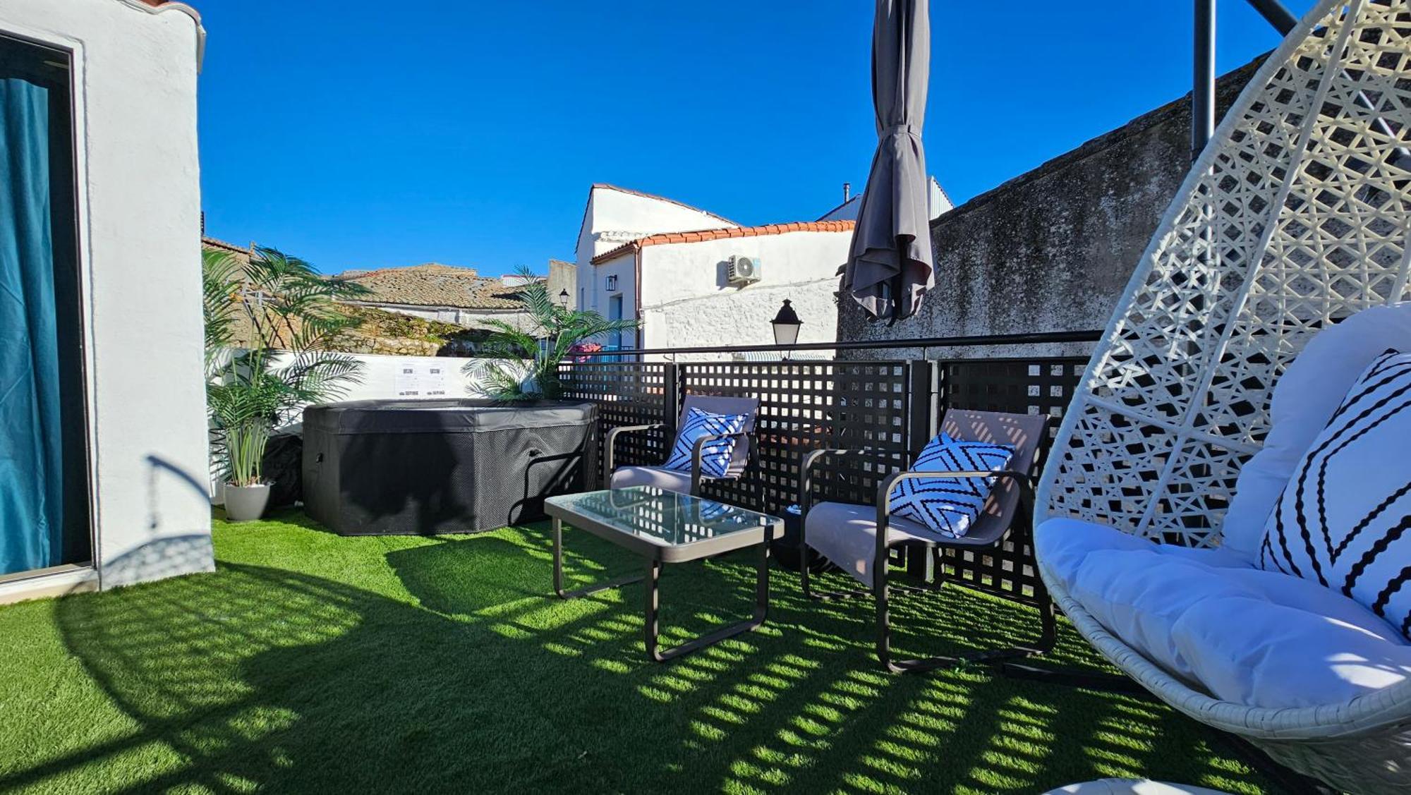 El Eden Con Piscina Y Jacuzzi