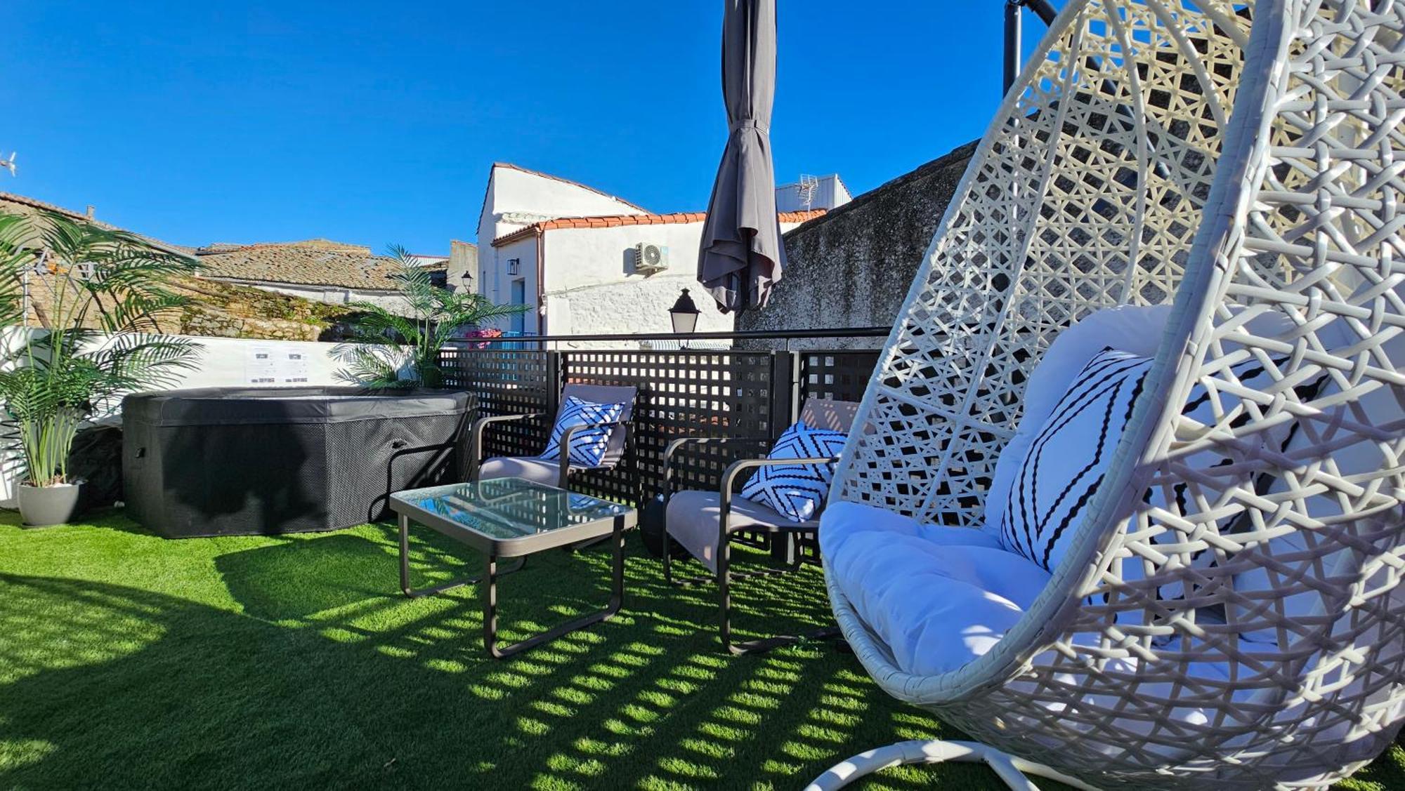 El Eden Con Piscina Y Jacuzzi Montanchez